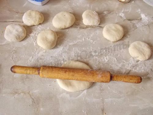 Лепешки на кефире рецепт на сковороде с картошкой и сыром. Лепёшки на кефире с картошкой и сыром