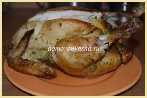 Курица с яблоками в духовке в рукаве рецепт. Курица фаршированная яблоками в духовке в рукаве. Рецепт с фотографиями.