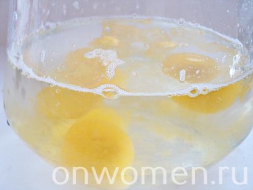 Компот из слив на каждый день. Компот из слив