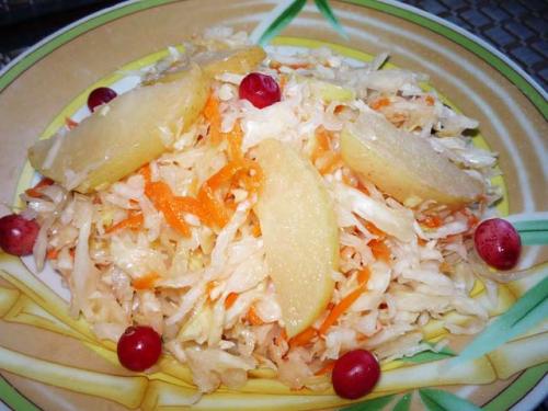 Как квасить капусту на зиму в банках простой рецепт. Очень вкусный рецепт на зиму в литровых банках с морковью и яблоками