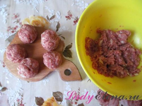 Тефтели в духовке без риса. Нежные тефтели без риса с томатной подливой на сковороде – пошаговый фото рецепт