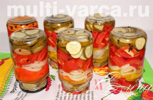 Рецепт салата на зиму слоями лук огурец помидоры перец. Вкусный салат из помидоров, огурцов, болгарского перца на зиму