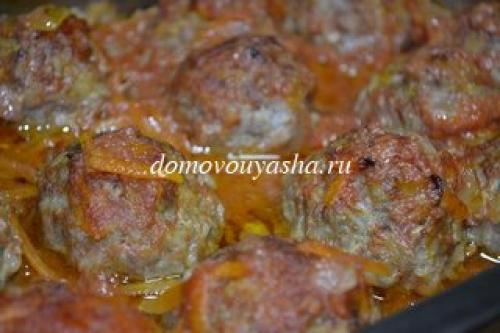 Куриные тефтели с рисом в томатном сметанном соусе в духовке. Тефтели с рисом в томатно-сметанном соусе в духовке
