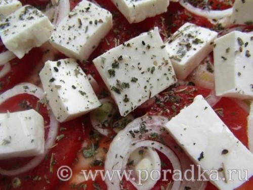 Пицца с солеными помидорами. Пицца с маринованными помидорами и брынзой в домашних условиях