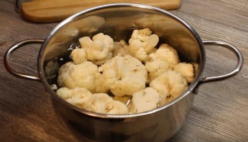 Как пожарить цветную капусту в кляре рецепт. Простой пошаговый рецепт цветной капусты в кляре на сковороде