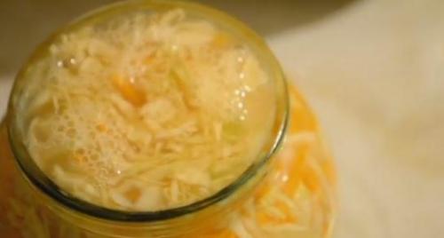 Как правильно сделать квашеную капусту в банке. Очень вкусная квашеная капуста в 3 литровых банках на зиму