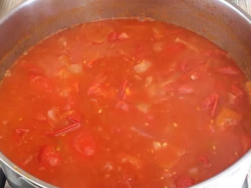 Кетчуп на зиму из желтых помидор на зиму рецепты. Кетчуп из помидоров и базилика на зиму — рецепт «Пальчики оближешь»