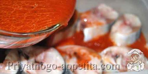 Скумбрия в томате по-корейски. 