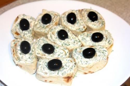 Как приготовить закуски для фуршета на работе недорого и вкусно?