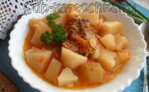 Как потушить курицу с картошкой в кастрюле. Тушеная картошка с курицей в кастрюле
