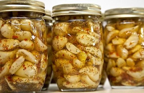 Рецепт как мариновать чеснок в домашних условиях