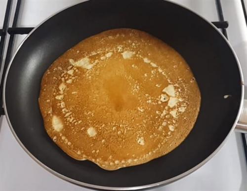 Рецепт заварных блинов на кефире тонкие с дырочками с кипятком. Как приготовить заварные блины на кефире и кипятке?