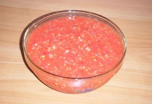 Хреновая закуска из помидор с хреном и чесноком на зиму рецепт. Классический рецепт приготовления хреновины из помидор и чеснока