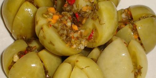 Квашеные помидоры с горчицей в ведре. Квашеные зеленые помидоры фаршированные