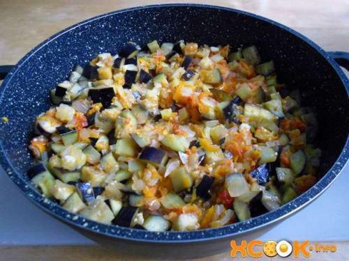 Как запечь баклажаны на сковороде для икры. Вкуснейшая икра баклажанная жареная – домашний пошаговый рецепт с фото, как ее приготовить