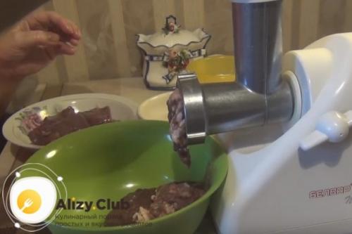 Вкусные печеночные котлеты из свиной печени рецепт. Как пожарить котлеты из свиной печени по пошаговому рецепту с фото