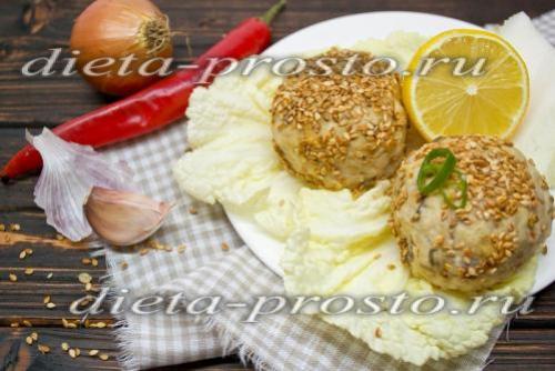 Котлеты из скумбрии на пару. Паровые котлеты из скумбрии по Дюкану