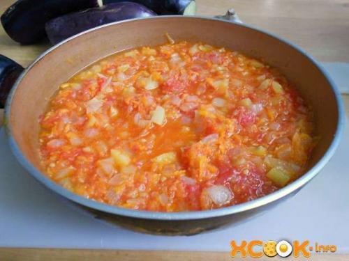 Как запечь баклажаны на сковороде для икры. Вкуснейшая икра баклажанная жареная – домашний пошаговый рецепт с фото, как ее приготовить