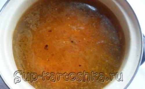 Как потушить курицу с картошкой в кастрюле. Тушеная картошка с курицей в кастрюле