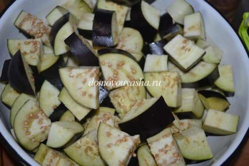 Баклажаны жареные в томате с чесноком на зиму. Баклажаны в томате с чесноком на зиму