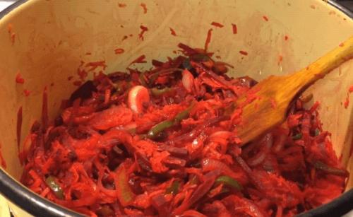 Заправка для борща на зиму с томатной пастой. Заготовка для борща на зиму с капустой и томатной пастой