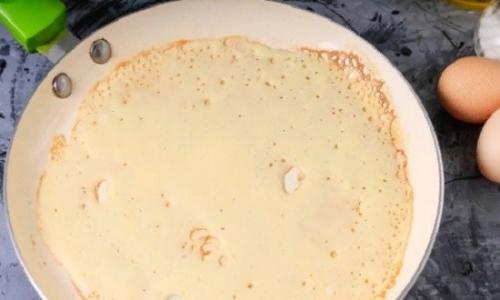 Ажурные тонкие, заварные блины на кефире с кипятком