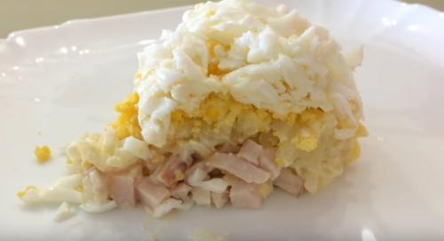 Как замариновать лук для салата Невеста. Салат «Невеста»: классический рецепт с копченой курицей