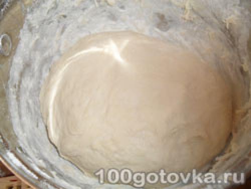 Быстрое дрожжевое тесто для пиццы из свежих дрожжей. Дрожжевое тесто для пиццы