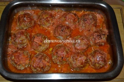 Куриные тефтели с рисом в томатном сметанном соусе в духовке. Тефтели с рисом в томатно-сметанном соусе в духовке