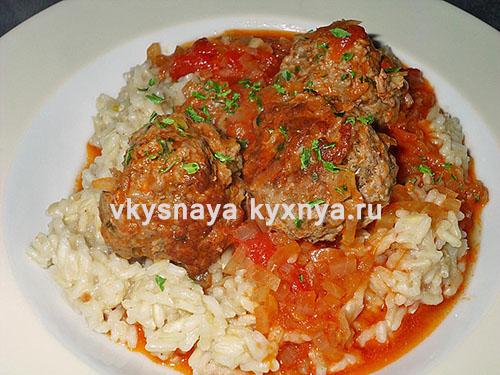 Тефтели в томатном сметанном соусе в духовке рецепт. Тефтели в томатно-сметанном соусе в духовке