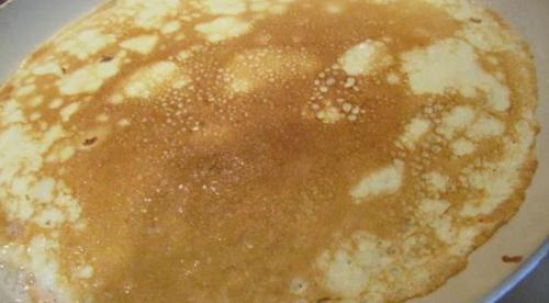 Яичные блинчики для роллов. Роллы из яичных блинчиков с курицей и салатом