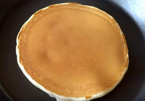 Блины на кефире, как у бабушки. Толстые блины на кефире пышные с дырочками — самый вкусный бабушкин рецепт