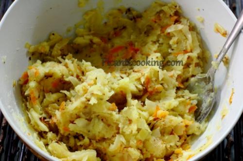 Вареники с картошкой и квашеной капустой. Вареники с картофелем и квашеной капустой