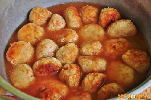 Тефтели в сметанном соусе, как в садике. Пошаговый рецепт приготовления мясных тефтелей с рисом в соусе как в детском саду с фото