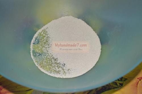 Пицца с солеными огурцами и яйцом. Пицца с колбасой и солеными огурцами. Рецепт с пошаговыми фото