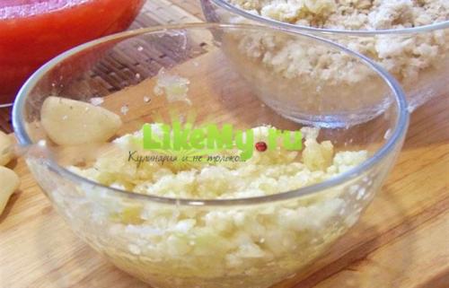 Хреновая закуска из помидор с хреном и чесноком на зиму