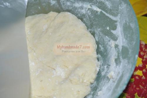 Пицца с солеными огурцами и яйцом. Пицца с колбасой и солеными огурцами. Рецепт с пошаговыми фото