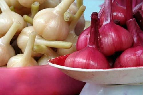 Как мариновать чеснок на зиму в домашних условиях — рецепты зубчиками и головками