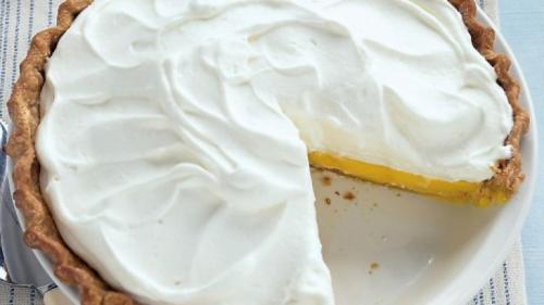 Творожный крем для бисквитного торта с желатином и сметаной. Топ-6 самых удачных рецептов сметанного крема с желатином для бисквитных тортов