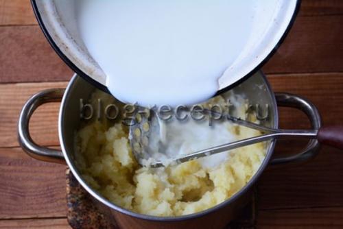Как сварить вкусное пюре из картофеля с молоком пошаговый рецепт. Ингредиенты на 2-3 порции: