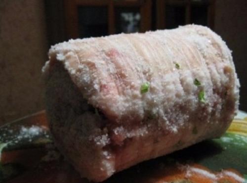 Как варить рулет сало в пакете рецепт. Пикантный рулет с непревзойденным ароматом