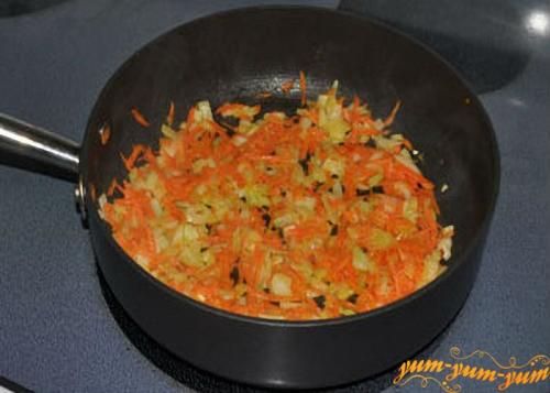 Салат из куриной грудки с грибами и огурцами. Рецепт 2: Салат слоёный курица, грибы, соленый огурец