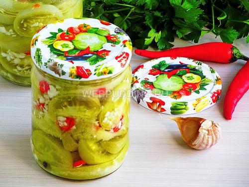 Салат кобра из красных помидор на зиму.