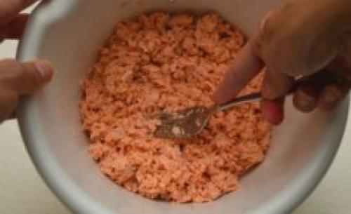 Свинина в пищевой пленке. Как делать колбасу в пищевой пленке в домашних условиях