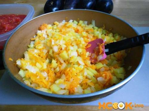 Как запечь баклажаны на сковороде для икры. Вкуснейшая икра баклажанная жареная – домашний пошаговый рецепт с фото, как ее приготовить