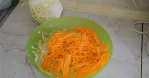 Как правильно сделать квашеную капусту в банке. Очень вкусная квашеная капуста в 3 литровых банках на зиму