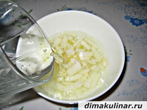 Как замариновать лук для салата с кальмарами. Самый вкусный и простой салат с кальмарами и яйцом «Морской сюрприз»