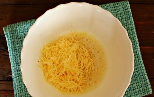 Яичные блинчики без крахмала для салата рецепт. Сырный салат из блинчиков.