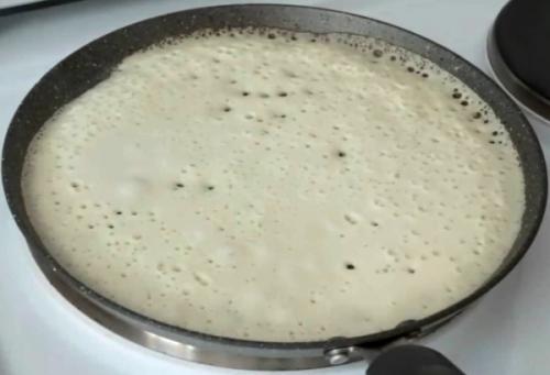 Рецепт ажурных блинчиков на кефире с кипятком. Ажурные блины на кефире с кипятком – пошаговый рецепт тонких блинчиков