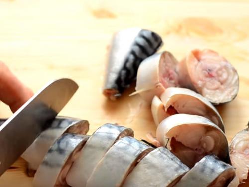 Сухой способ засолки скумбрии в домашних условиях за 2 часа. Как быстро засолить скумбрию в домашних условиях за 2 часа